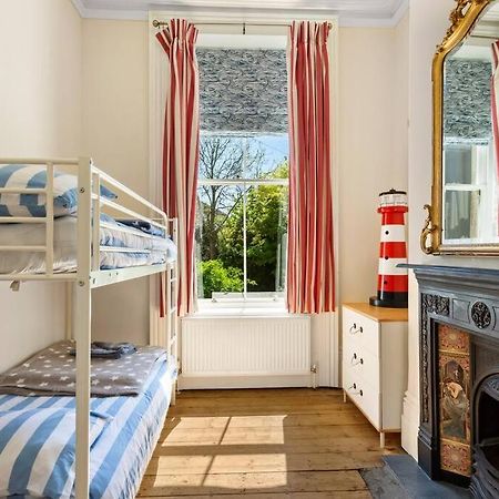 Luxurious Victorian, A Few Minutes From The Beach - Sleeps 2 Adults And Up To 3 Children Apartment St Leonards-on-Sea Bagian luar foto