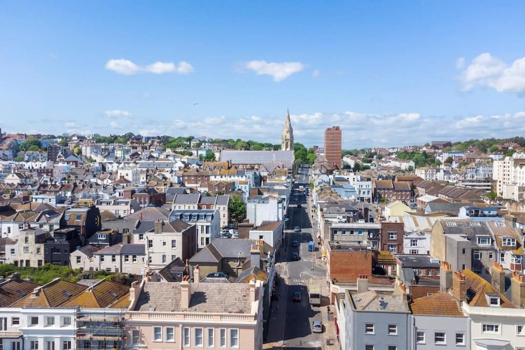 Luxurious Victorian, A Few Minutes From The Beach - Sleeps 2 Adults And Up To 3 Children Apartment St Leonards-on-Sea Bagian luar foto